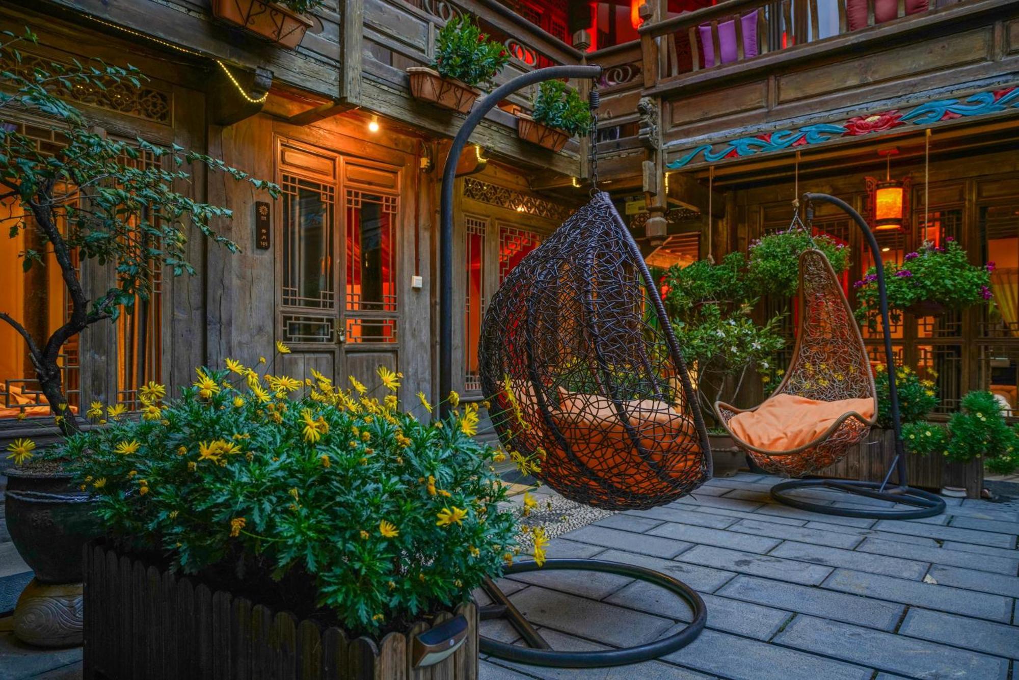 Flower Without Boundary Lijiang  Exteriör bild